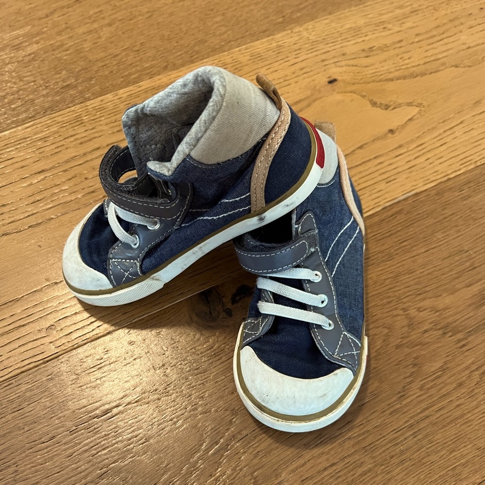 Toddler See Kai Run Denim Blue Sneakers - Size 9